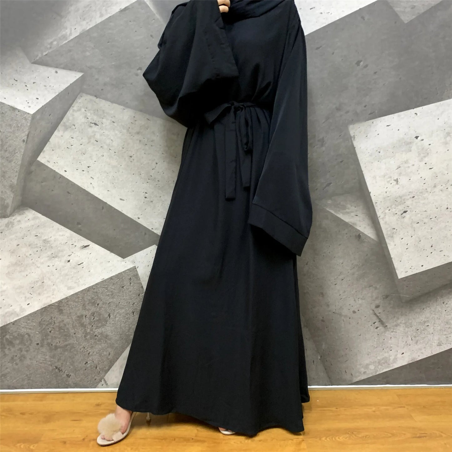 Modest Islamic Long Dresses | Custom Abaya Designs for Women’s Muslim Fashion Yazmina
