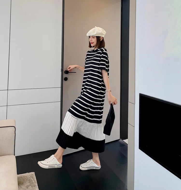 Summer Women's Loose Korean T-Shirt Dress – Over-the-Knee Design with Stitching and Short Sleeves Sophie