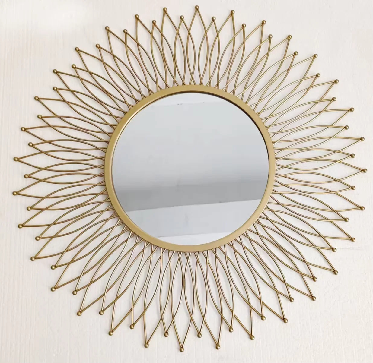 Modern Novel Design Large Decorative Wall Mirror – Gold Metal Frame Art for Living Room Indoor Decor