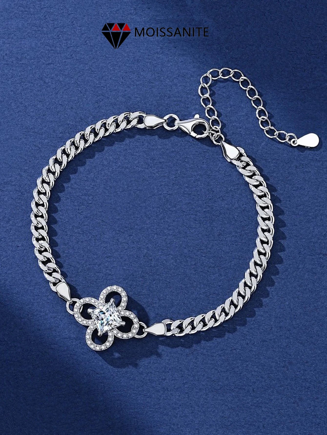 S925 Sterling Silver Moissanite Bracelet – Exquisite Four-Leaf Clover Luxury Bangle Daphne