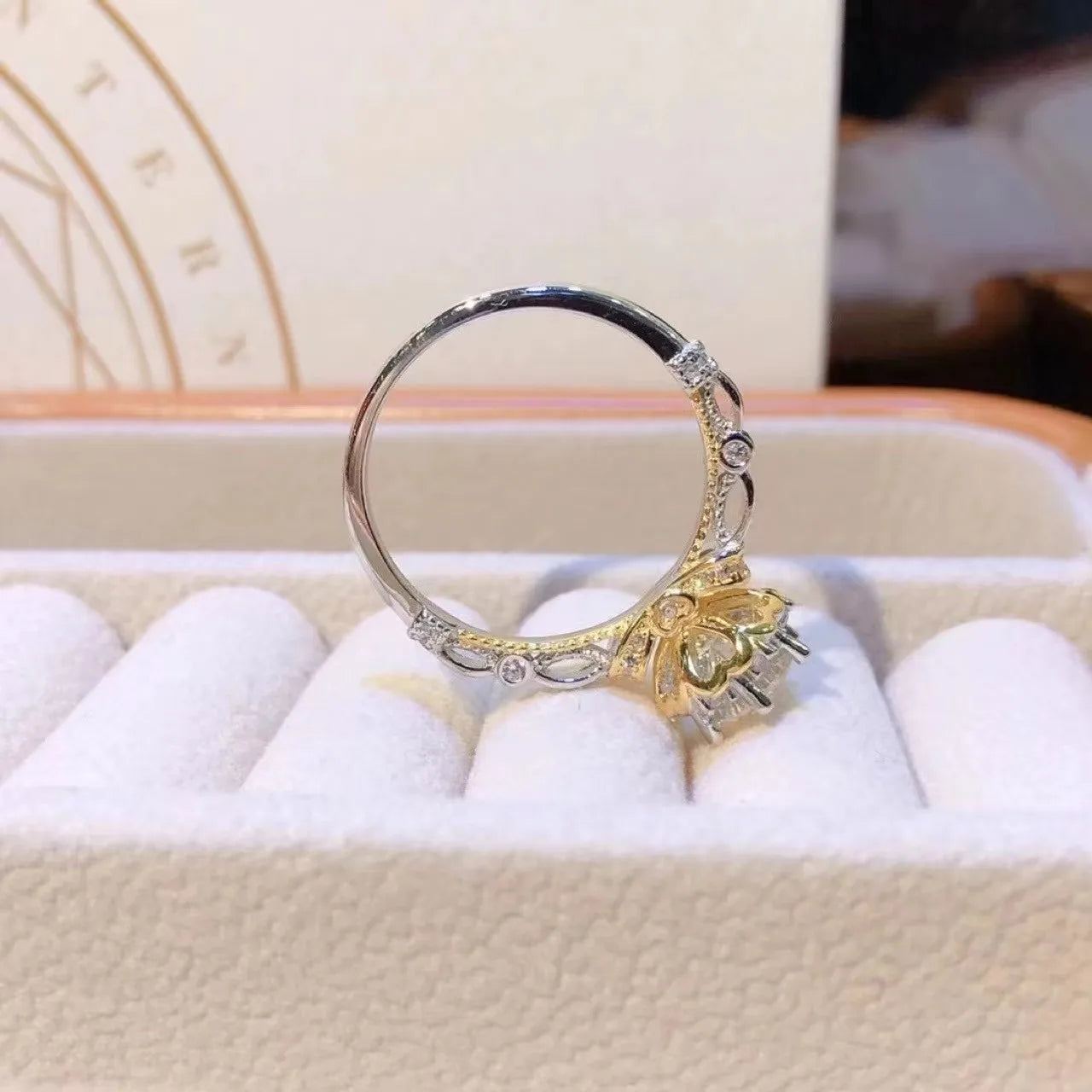 925 Sterling Silver 1-Carat Moissanite Ring – Two-Tone Rose Gold Design Rania