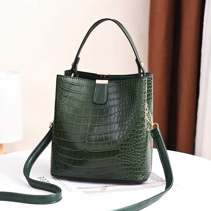 Women's Bucket Handbag - Single-Shoulder Crossbody Bag Evelyn