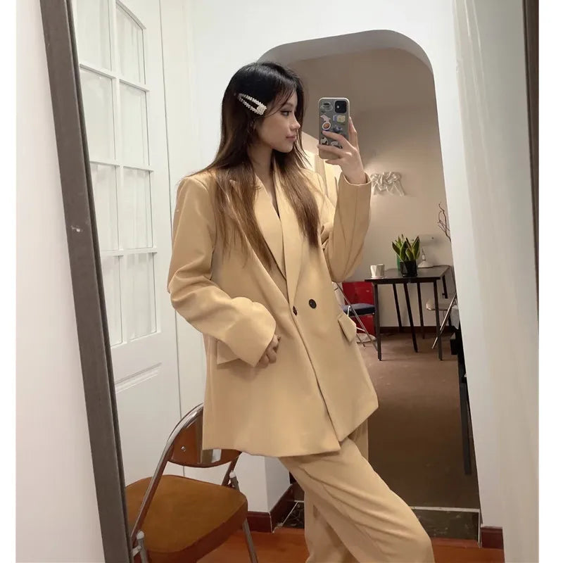 Women's Versatile V-Neck Suit Jacket - Chic Casual Commuter Blazer for All Seasons Martha