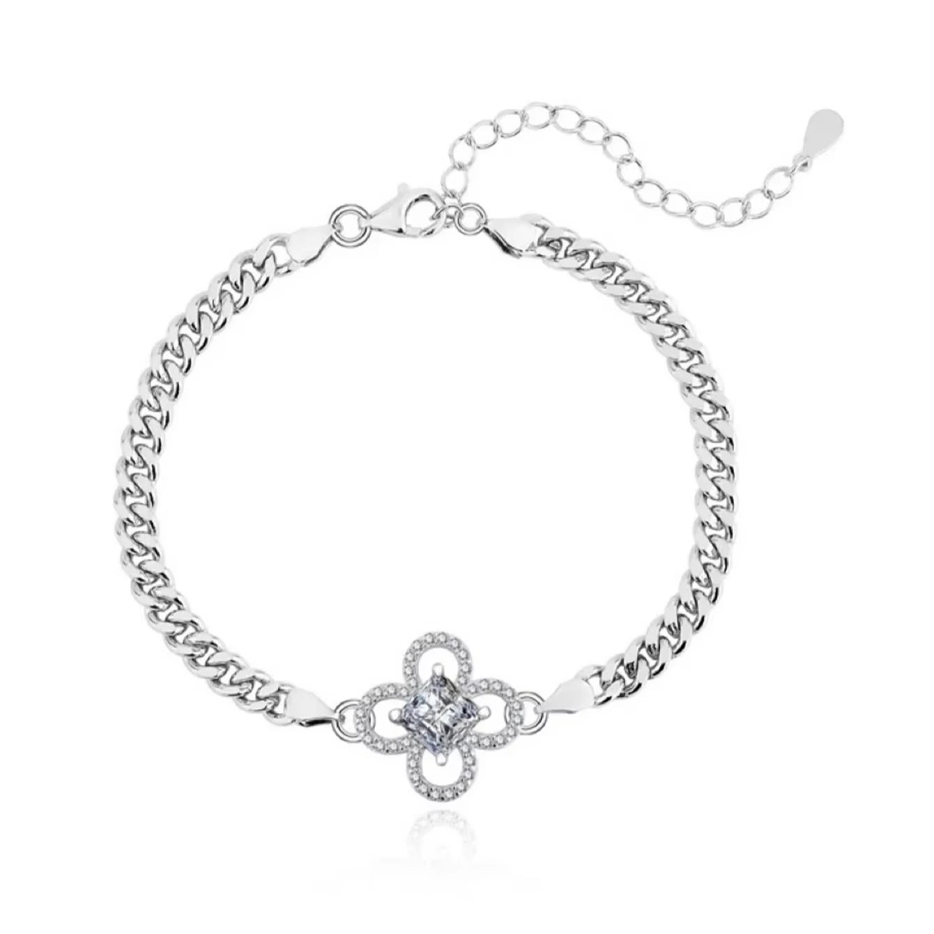 S925 Sterling Silver Moissanite Bracelet – Exquisite Four-Leaf Clover Luxury Bangle Daphne