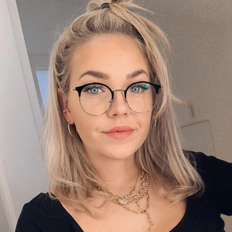 Vintage Round Metal Glasses Frames – TR90 Blue Light Blocking Eyeglasses for Women | Fashionable Eyewear Design