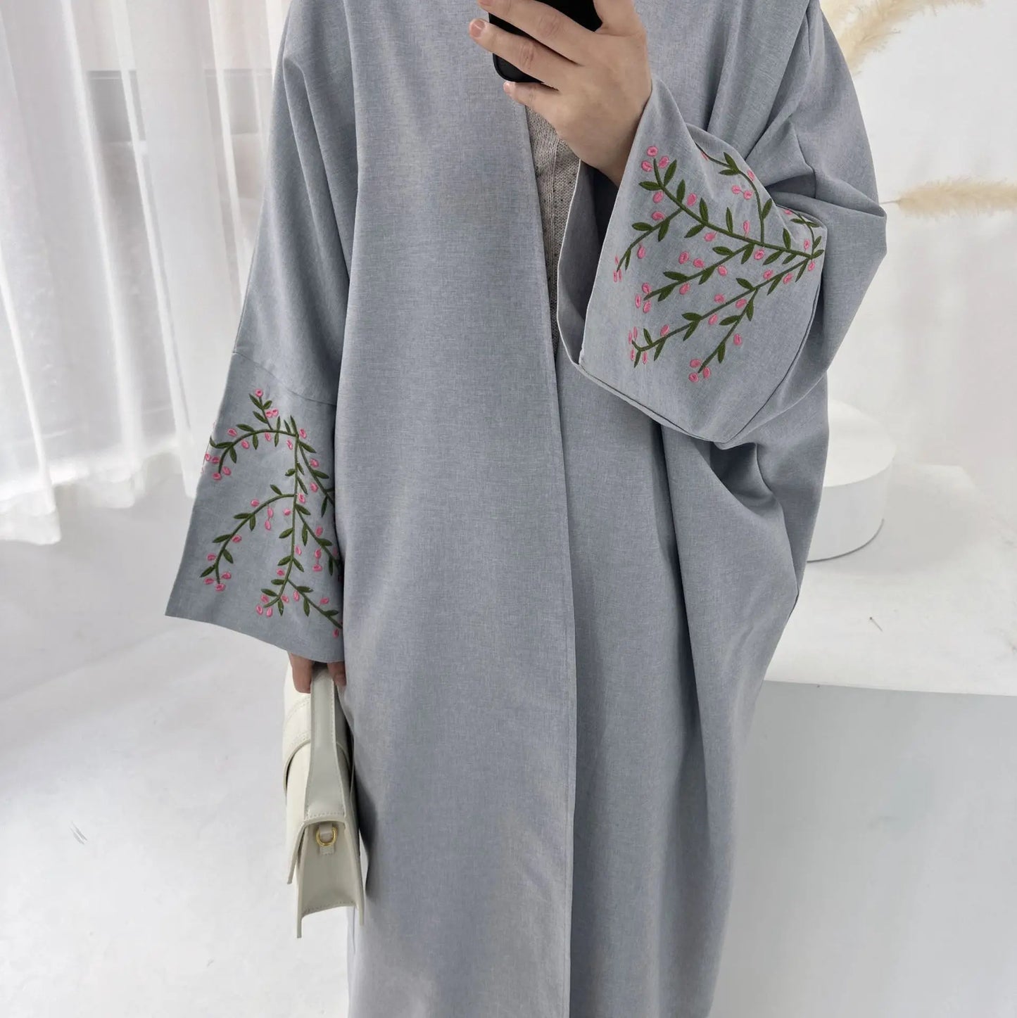 Traditional Embroidered Open-Front Abaya Coat – Turkey-Inspired Modest Maxi Dress for Muslim Women Sana