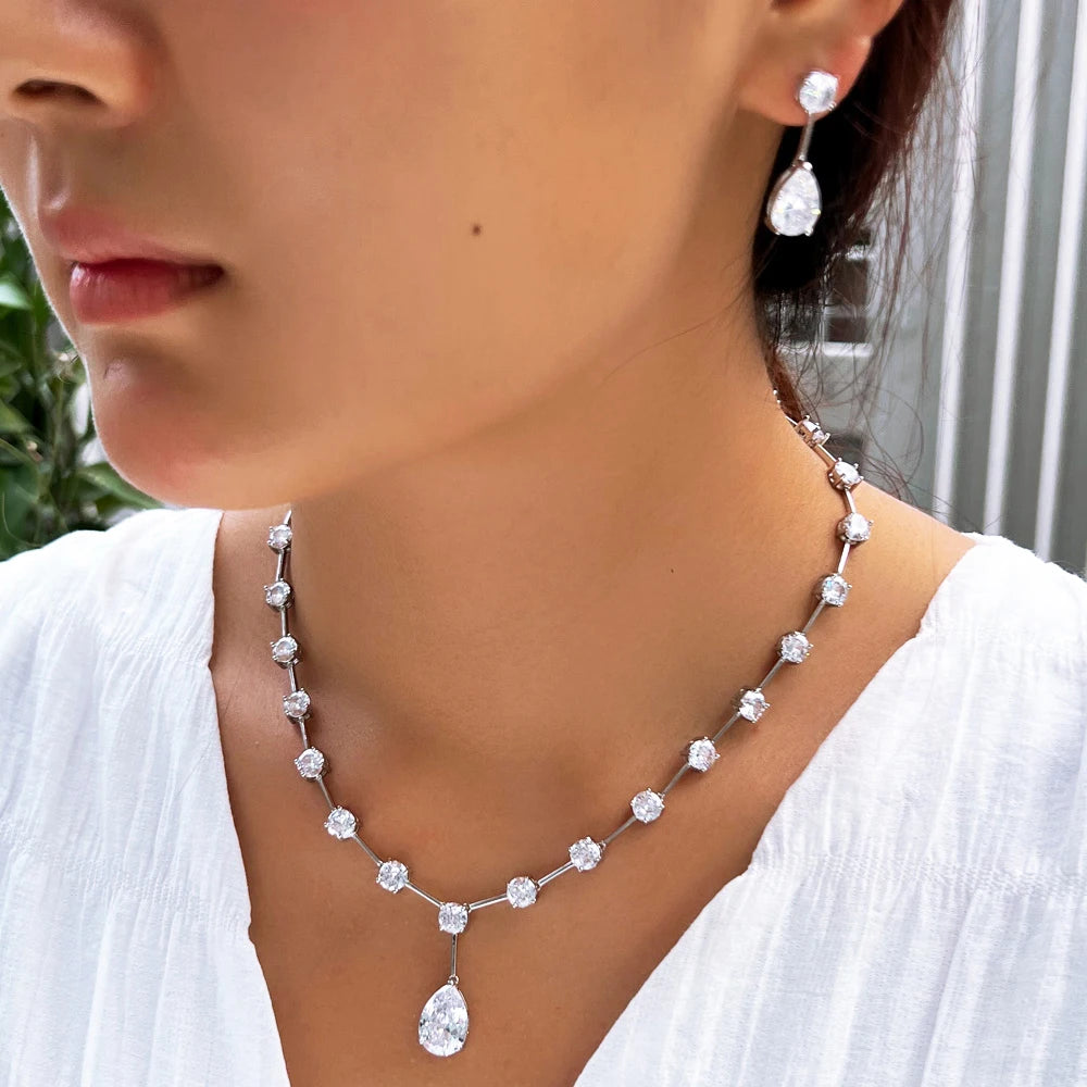 Sparkling White Cubic Zirconia Water Drop Necklace & Earrings – Big Chunky Bridal Jewelry Set for Women | Wedding Accessories Ludivine