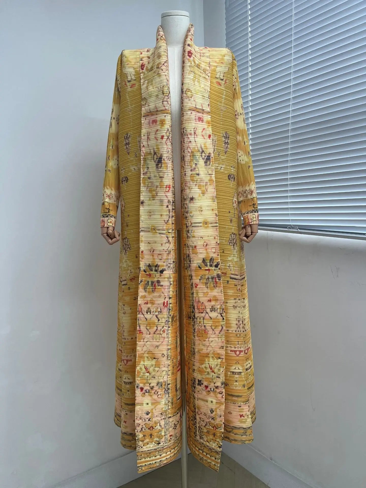 Middle Eastern Muslim Women's Clothing – Loose Arab Robe, Long Blouse, and Abaya Aaliyah