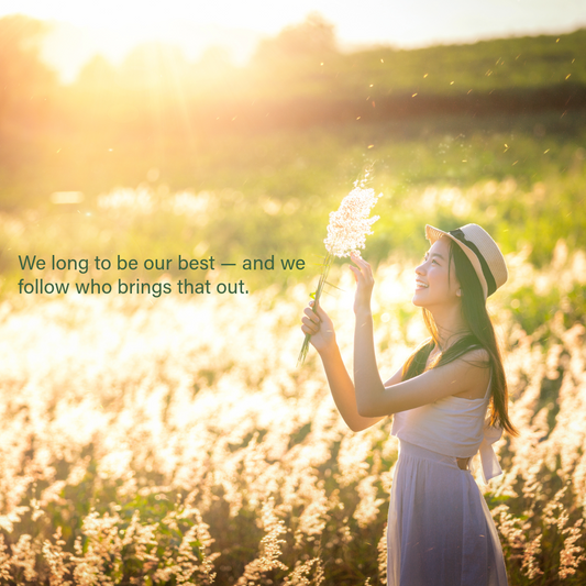 Why It Hurts When Love Makes Us Feel Small — And Why We’re Drawn to Those Who Make Us Feel Our Best