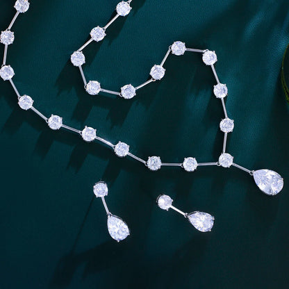 Sparkling White Cubic Zirconia Water Drop Necklace & Earrings – Big Chunky Bridal Jewelry Set for Women | Wedding Accessories Ludivine
