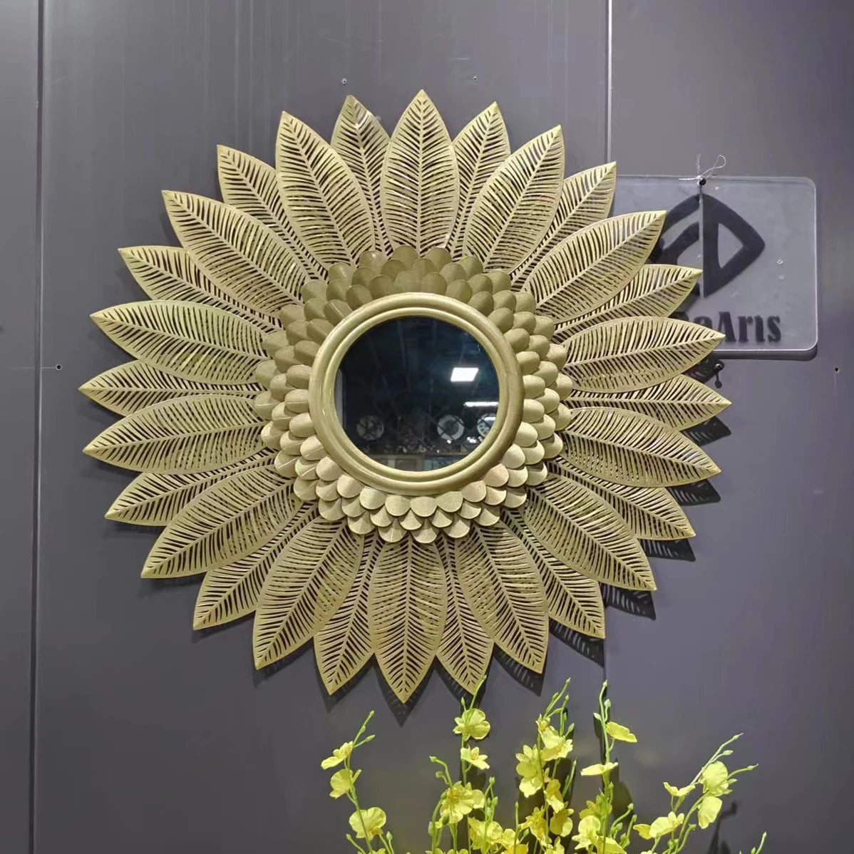 Modern Gold Decorative Wall Mirror – High-Gloss Creative Design for Luxury Rustic Home Decor with Superior Quality
