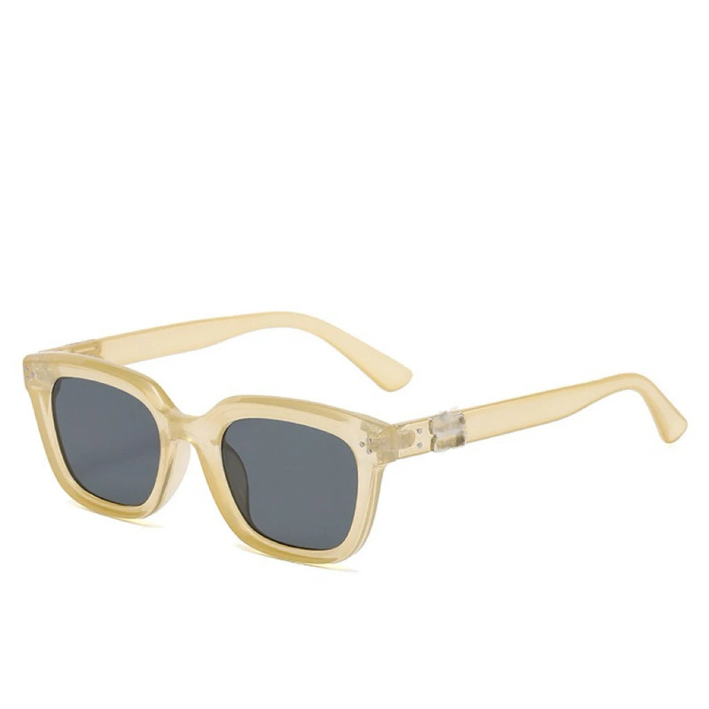 Trendy Purple Cat Eye Sunglasses for Women & Men – UV Resistant Retro Fashion Shades Ash