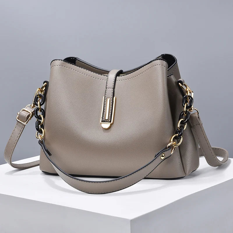 Luxury Handbags for Women – Stylish and Comfortable Bag for Everyday Use Ara