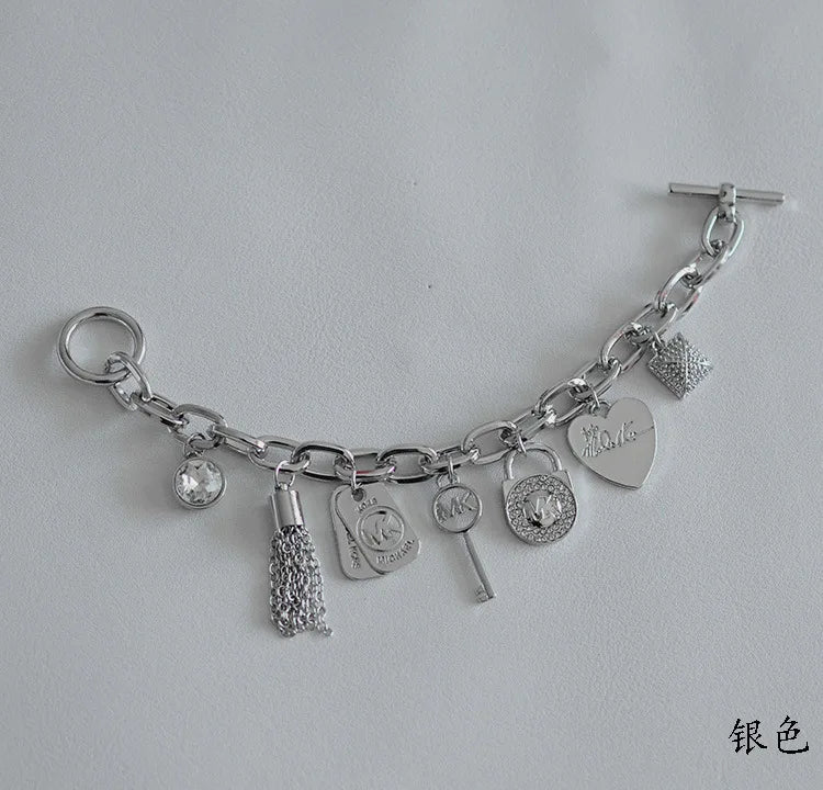 Luxury Korean Charm Bracelet – Gold-Plated Love Letter Pendant Chain for Women, Elegant and Trendy Jewelry