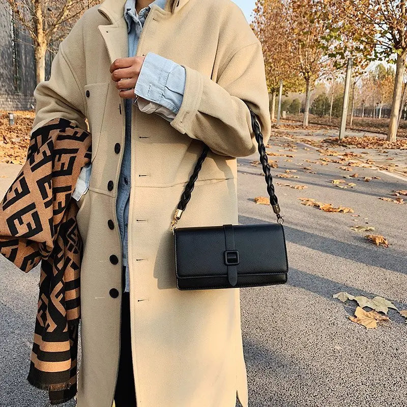 Casual Women’s Single-Shoulder Bag: Solid-Color Underarm Bag with Woven Strap Nylah