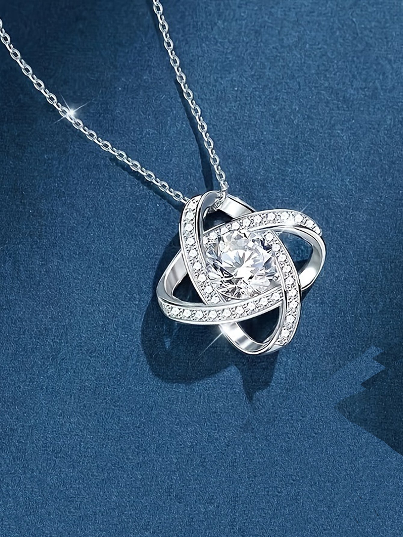 Moissanite Pendant Necklace in S925 Sterling Silver – Fine Jewelry for Women Anemone