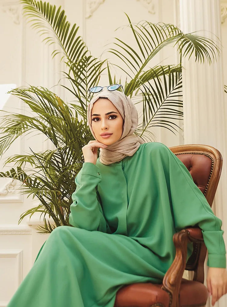 Bat Sleeve Loose-Fit Abaya – Solid Color Dubai & Turkey Style Muslim Dress | One-Size Modest Robe for Women Aleena