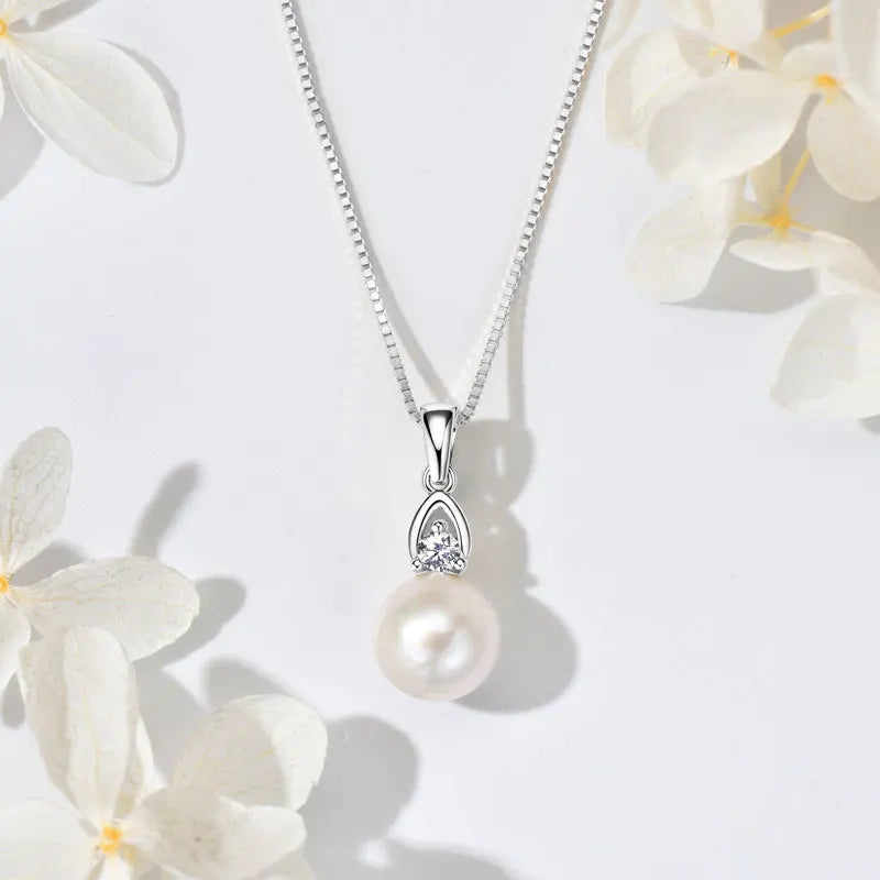 Freshwater Pearl Choker Necklace in 925 Sterling Silver – 9–10mm Natural White Pearl Pendant for Women