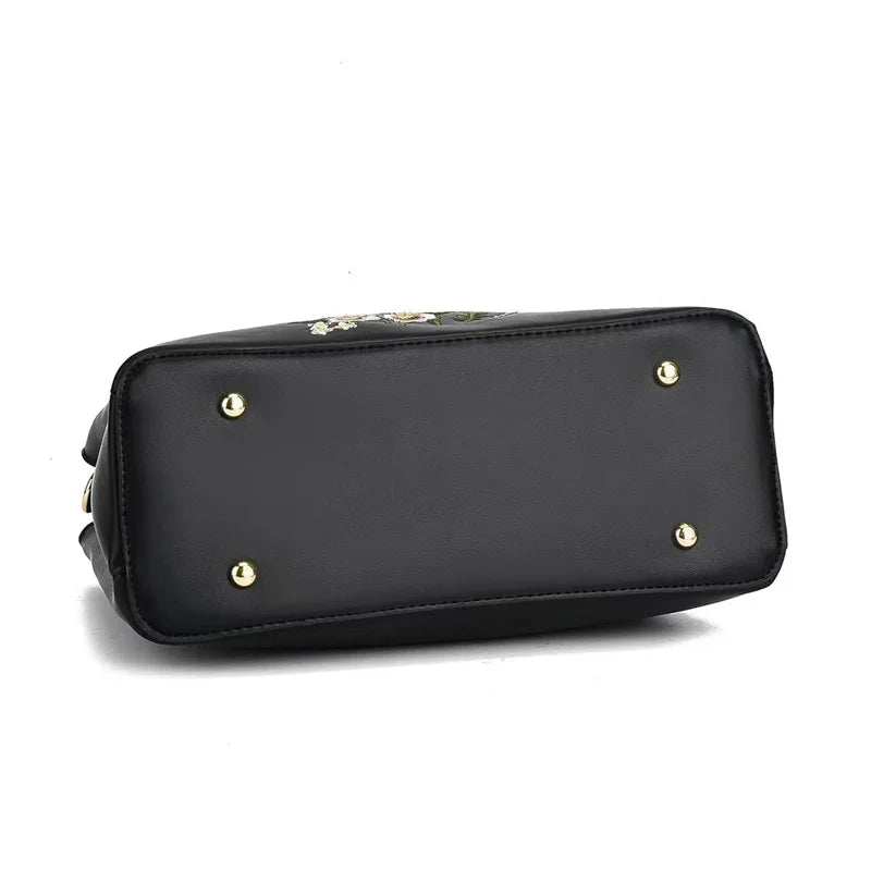 Tote Handbags for Women – Branded Shoulder Bags with Chain Straps, Polyester Lining, and Stylish Closure Design Naomi