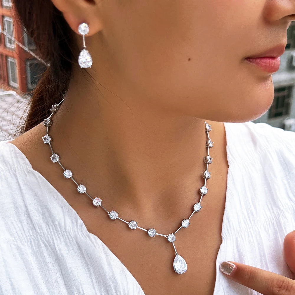 Sparkling White Cubic Zirconia Water Drop Necklace & Earrings – Big Chunky Bridal Jewelry Set for Women | Wedding Accessories Ludivine