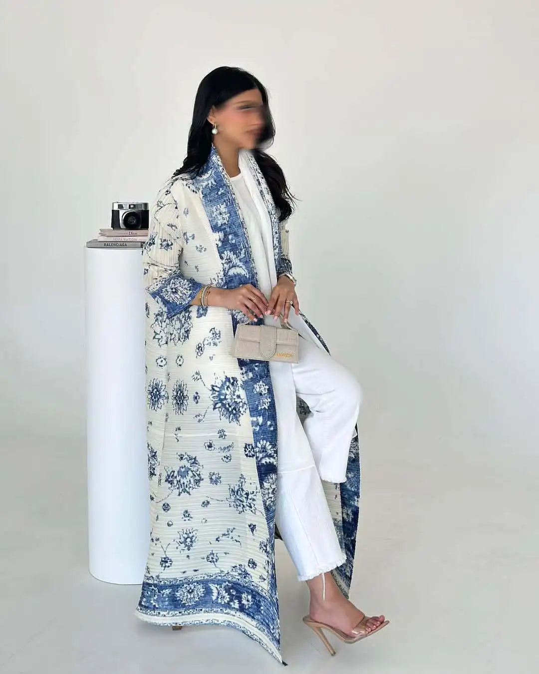Middle Eastern Muslim Women's Clothing – Loose Arab Robe, Long Blouse, and Abaya Aaliyah
