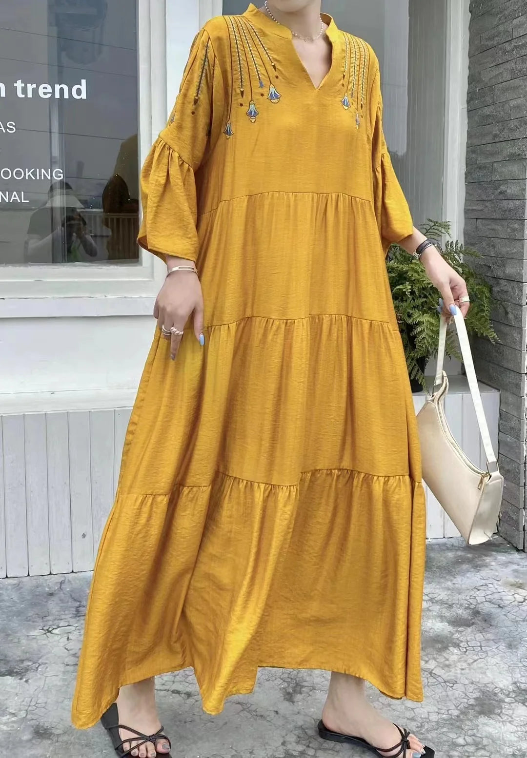 Women's Vintage Embroidered Dress – Casual, Comfortable, Loose Fit, and Slimming Design Elizabeth