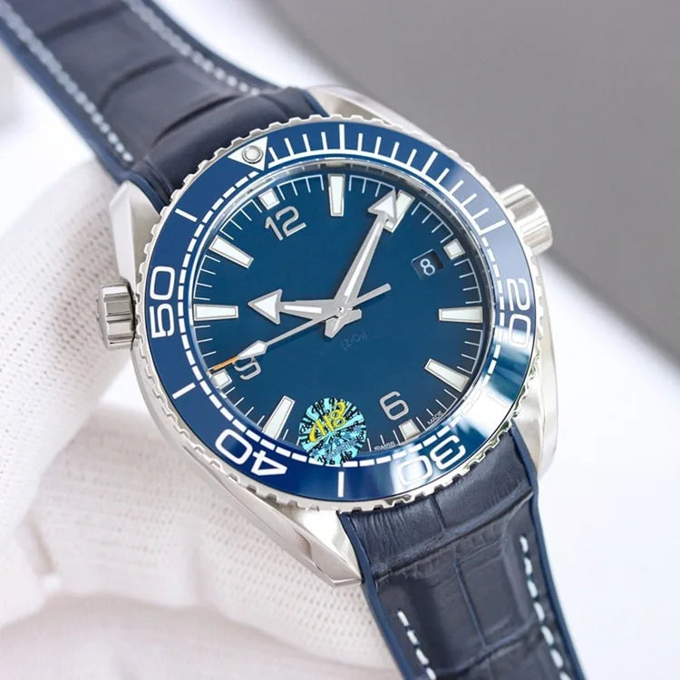 Luxury Men’s Automatic Mechanical Watch – Waterproof, Self‑Winding, Rubber Strap, Oval Case Design Dominic