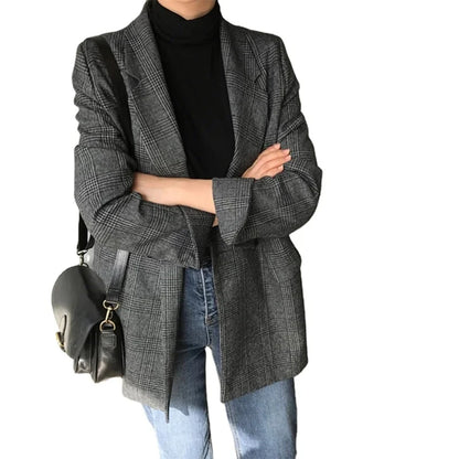 Women's Plaid Double-Breasted Blazer – Formal Checkered Jacket with Pockets for Fall, Winter, and Spring Beatrice