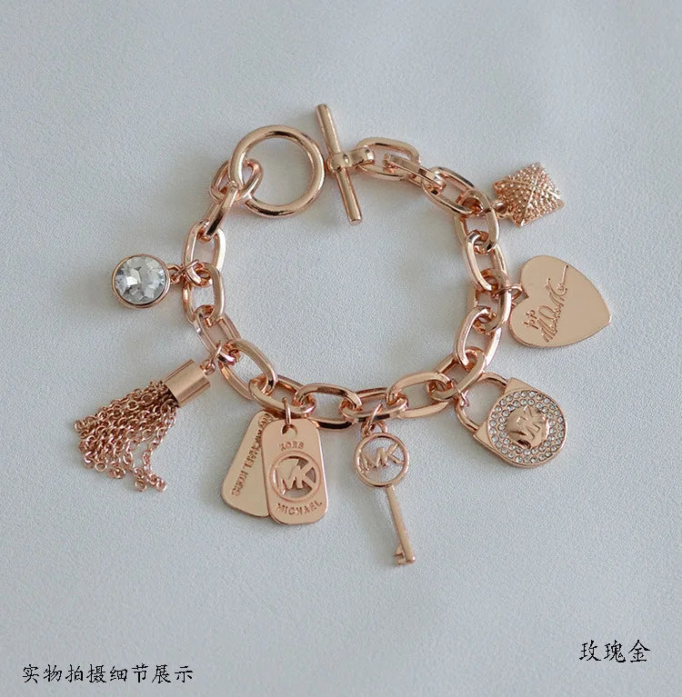 Luxury Korean Charm Bracelet – Gold-Plated Love Letter Pendant Chain for Women, Elegant and Trendy Jewelry