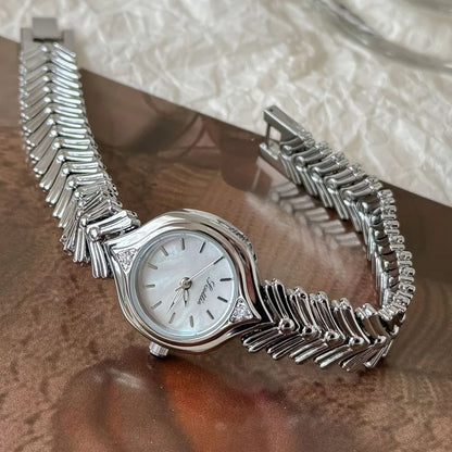 Scottie 9722 Women’s Luxury Quartz Watch – Waterproof Square Alloy Case, Stainless Steel Strap Eowyn