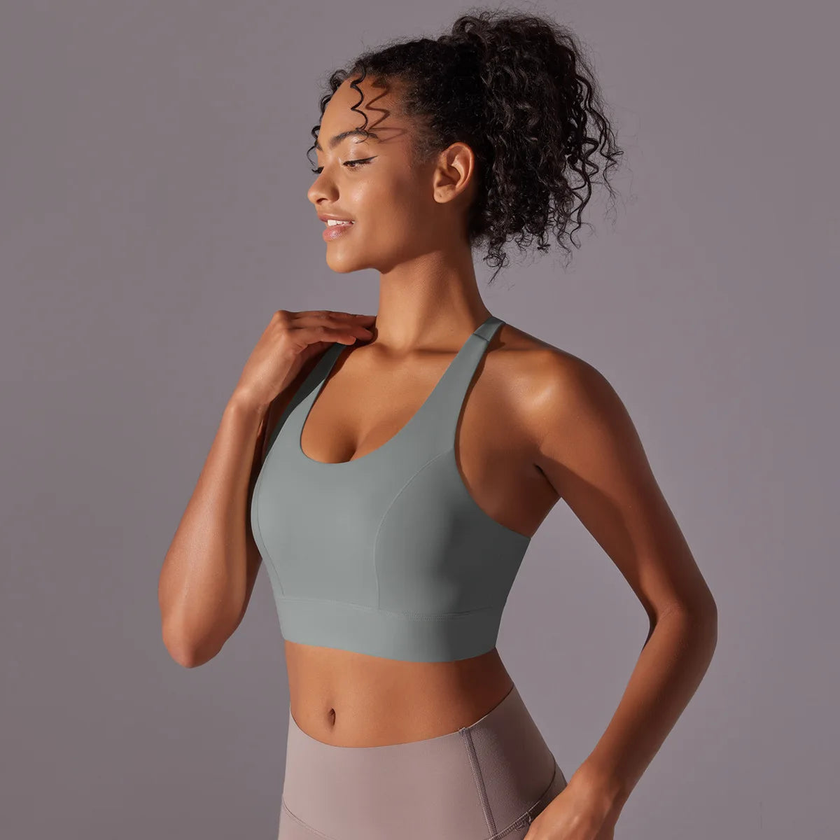 Women's Seamless Lightweight Sports Bra – Stylish Back-Breasted I-Shaped Strap, Nude Solid Color, Plus Size Running Top