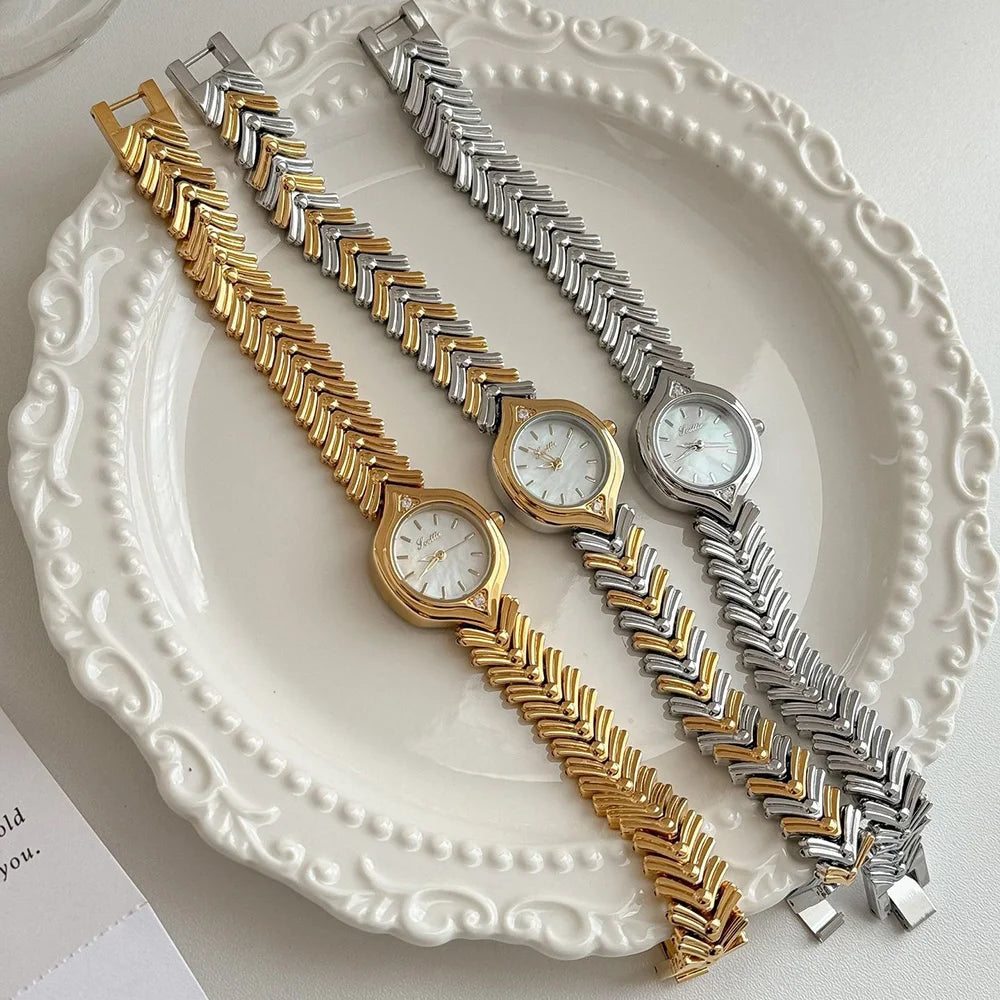 Scottie 9722 Women’s Luxury Quartz Watch – Waterproof Square Alloy Case, Stainless Steel Strap Eowyn