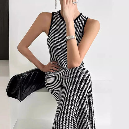Ladies' Mid-Length Knitted Dress - Breathable Sleeveless Summer Dress with Contrast Stripes Octavia