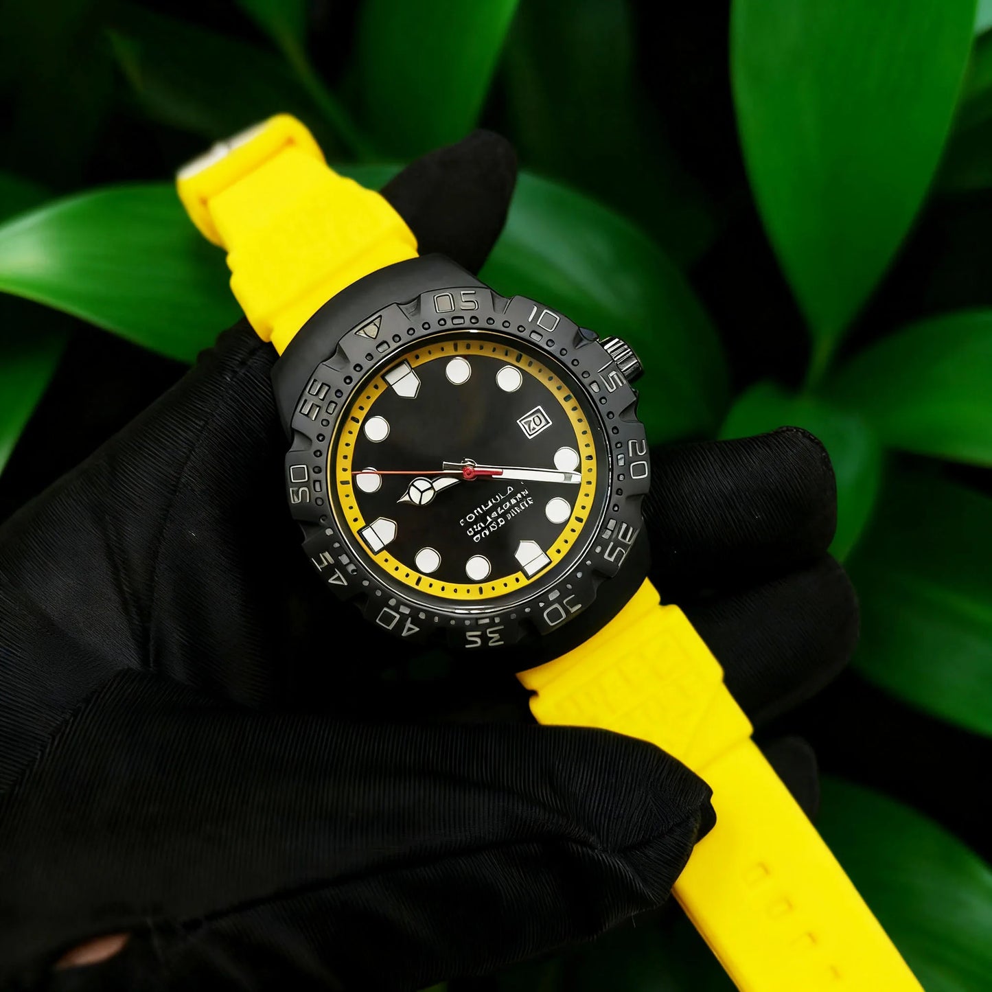 Men’s 38mm Titanium Diver Watch – Sapphire Crystal, Luminous Dial, Waterproof, 2813 Automatic Movement David