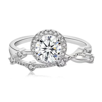 Elegant 0.5 Carat Moissanite Ring in 925 Sterling Silver – Perfect Engagement, Wedding, or Proposal Gift for Her