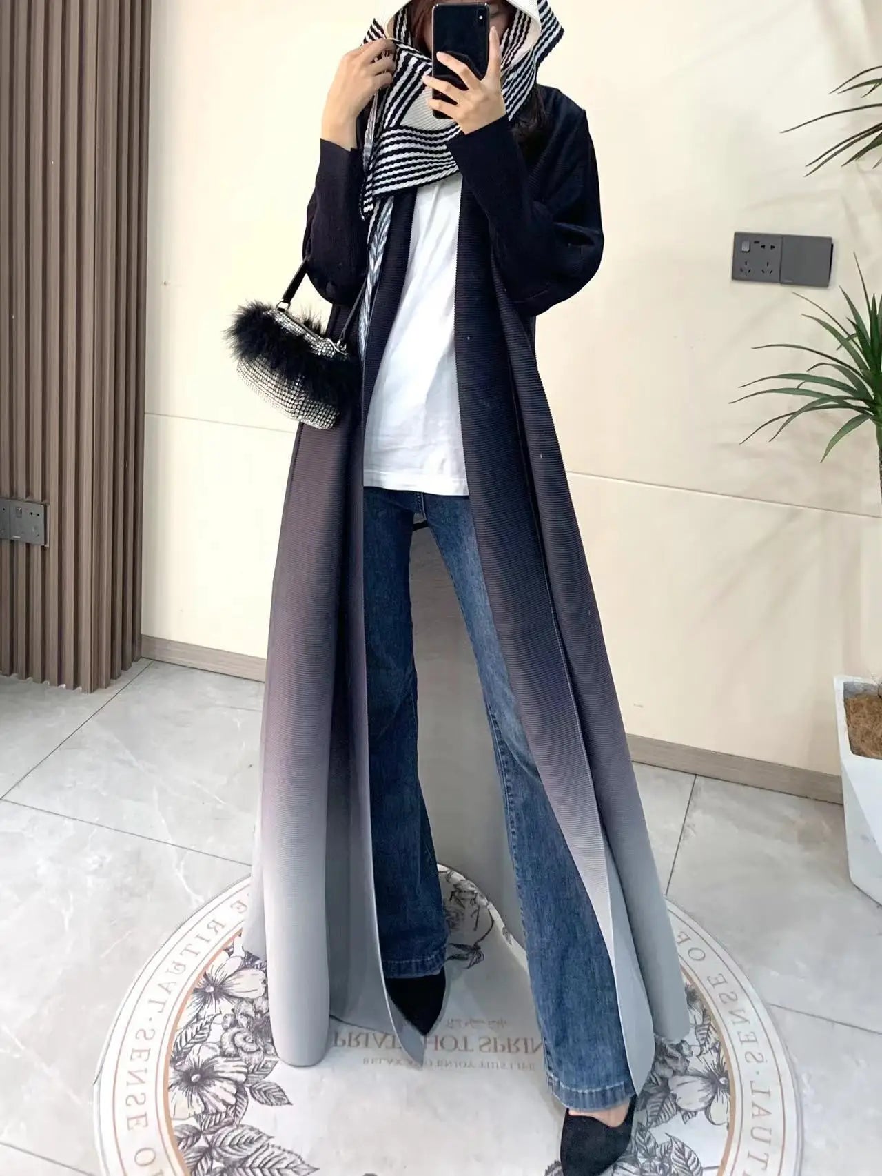 Middle Eastern Muslim Women's Clothing – Loose Arab Robe, Long Blouse, and Abaya Aaliyah