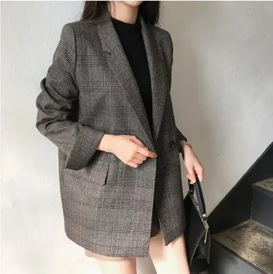 Women's Plaid Double-Breasted Blazer – Formal Checkered Jacket with Pockets for Fall, Winter, and Spring Beatrice