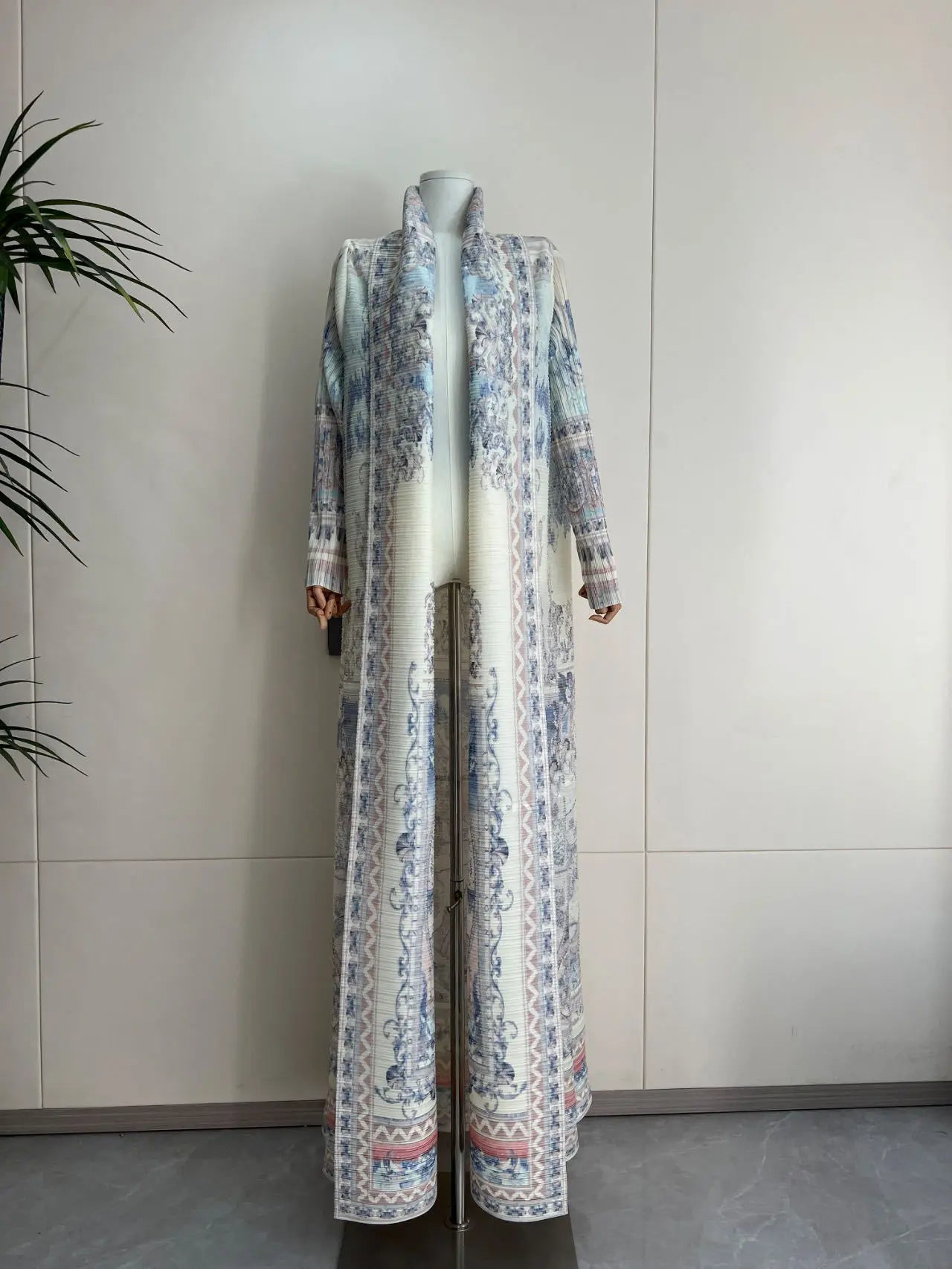 Middle Eastern Muslim Women's Clothing – Loose Arab Robe, Long Blouse, and Abaya Aaliyah