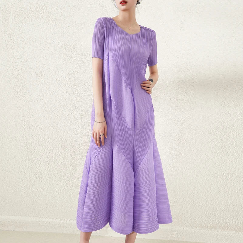 Women's Summer Casual Dress | Loose Elegant Irregular Cake Design, Short Sleeve Czarina