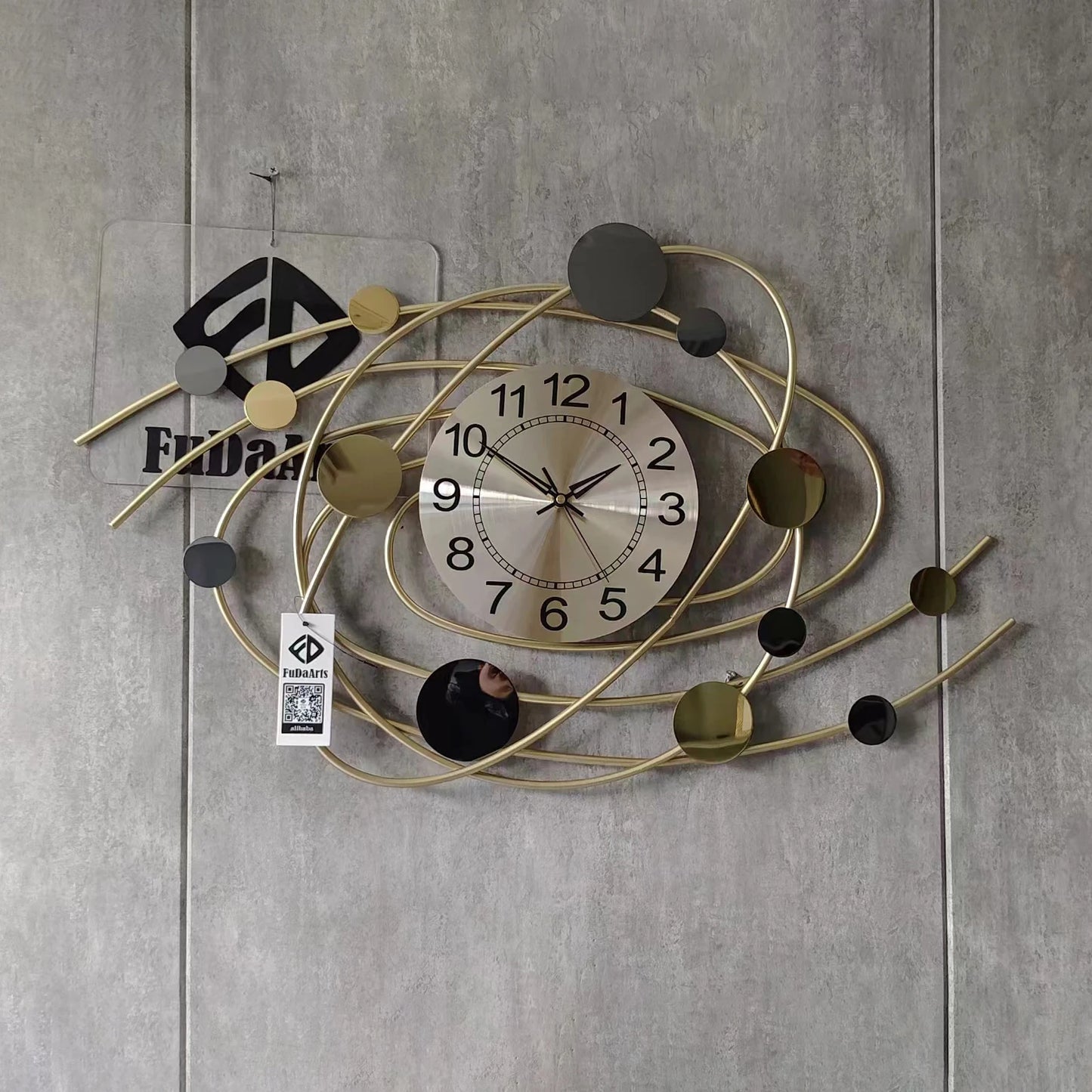 Large 3D Metal Wall Clock – Modern Iron Gold Decorative Designer Clock for Home Decor