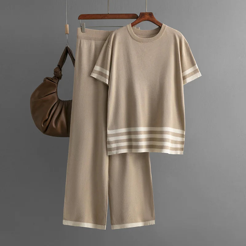 Women's Two-Piece Sweater Set – Solid Color Sweater & Half-Wrap Hip Skirt for Autumn and Winter Fashion Viena