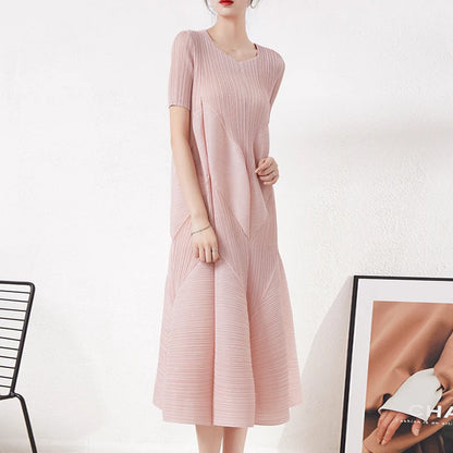 Women's Summer Casual Dress | Loose Elegant Irregular Cake Design, Short Sleeve Czarina